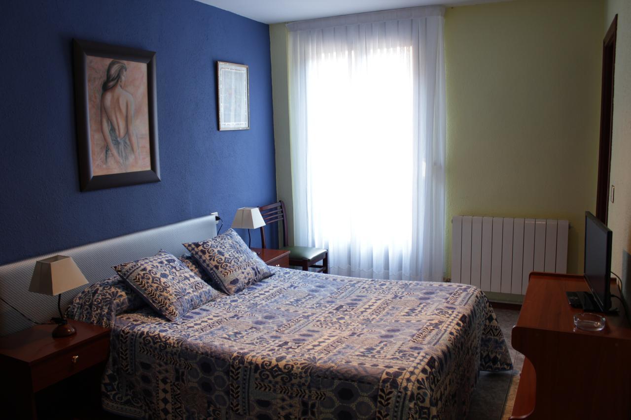 Hotel Parras Арнедільо Екстер'єр фото