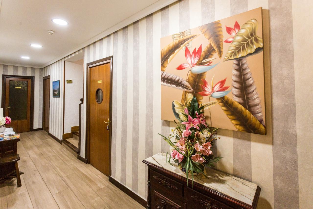Hotel Parras Арнедільо Екстер'єр фото