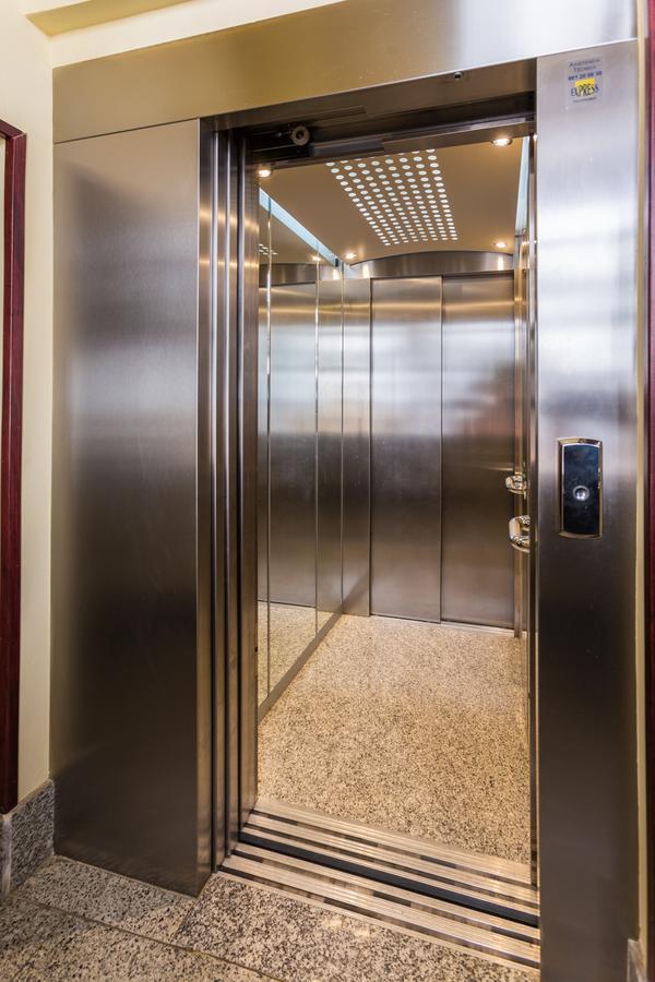 Hotel Parras Арнедільо Екстер'єр фото