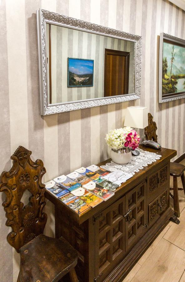 Hotel Parras Арнедільо Екстер'єр фото